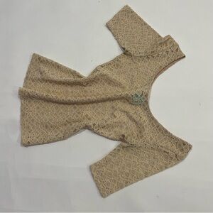 h.i.p. Beige Floral Lace Top